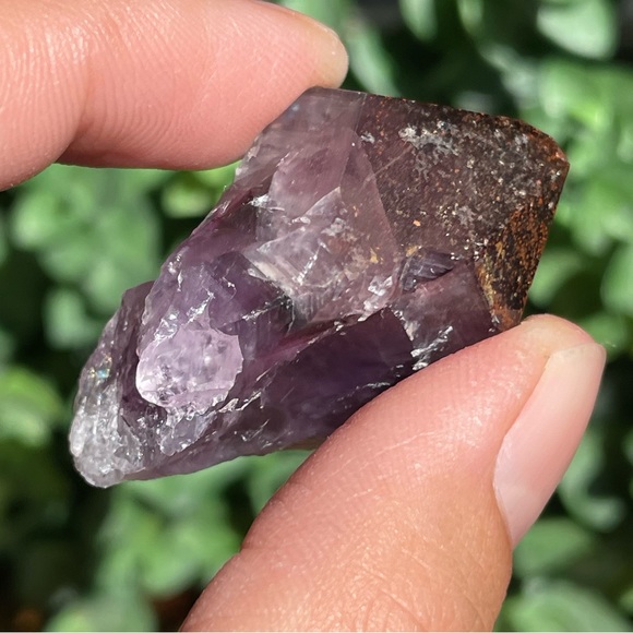 Thunder Bay Amethyst Tip | Amethyst with Hematite - Picture 13 of 15